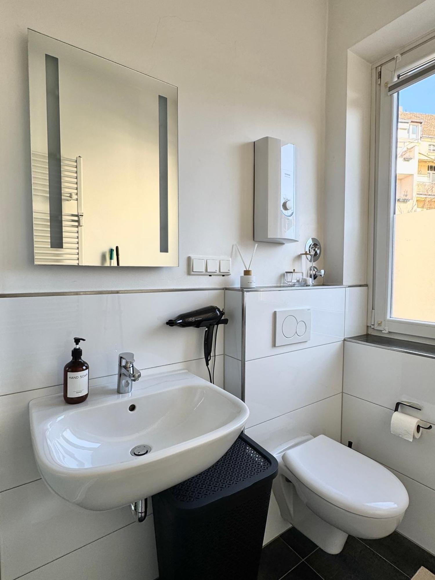 Heaven Homes - Im Herzen Von Apartment Düsseldorf